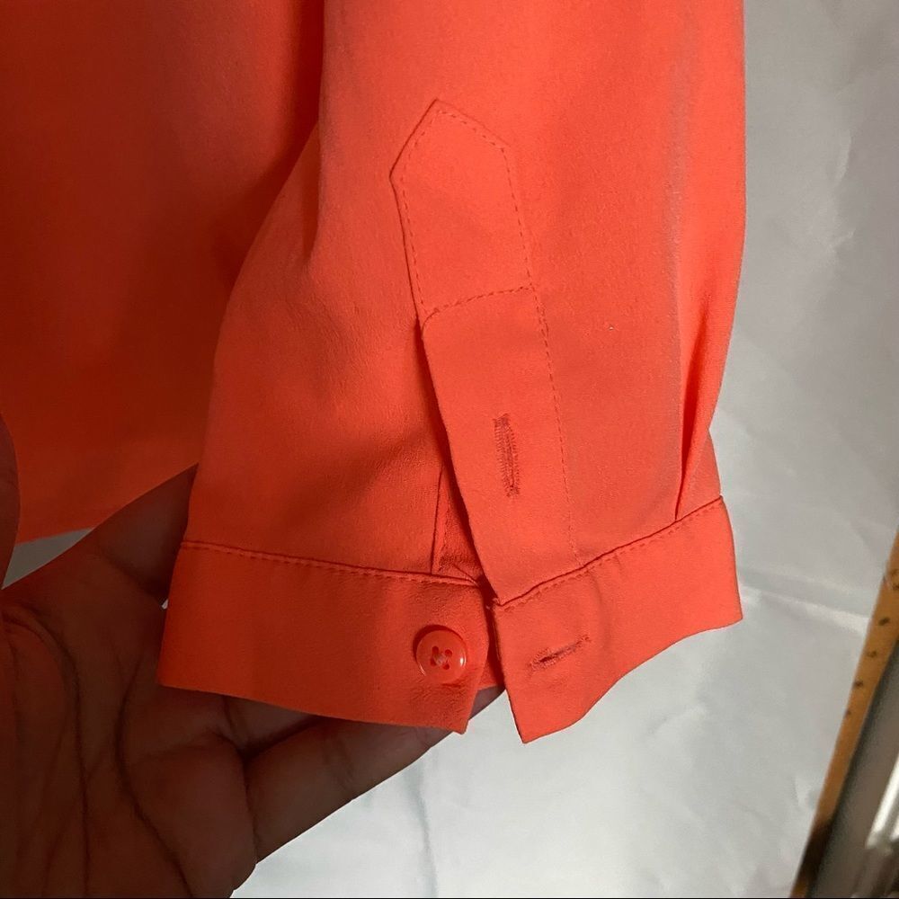 American Eagle Outfitters Bright Orange/V-neck - Picture 6 of 8
